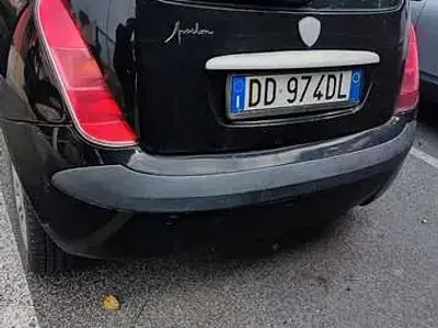 Usata Lancia Ypsilon 60 CV (44 kW) 2006 Utilitaria