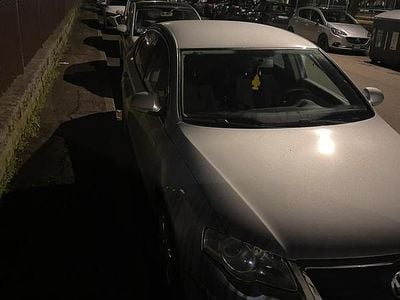 Usata VW Passat 140 CV (102 kW) 2007 Grigio Berlina