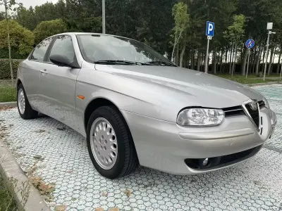 Usata Alfa Romeo 156 120 CV (88 kW) 2000 Grigio Berlina