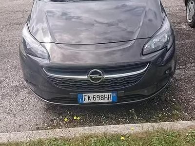 Usata Opel Corsa Color Edition 70 CV (51 kW) 2015 Grigio Utilitaria
