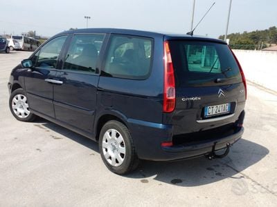 Citroën C8