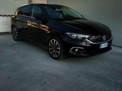 Usata Fiat Tipo Lounge 95 CV (69 kW) 2016 Berlina