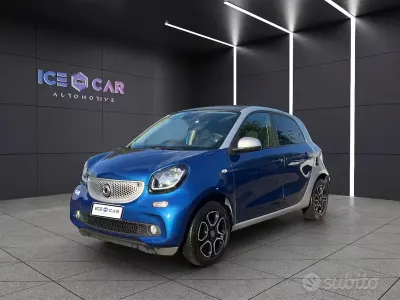 Usado Smart ForFour Prime 71 CV (52 kW) 2018 Azul Utilitario