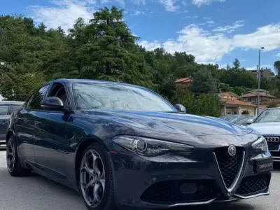 Używany Alfa Romeo Giulia Veloce 209 KM (153 kW) 2017 Szary Sedan/Limuzyna