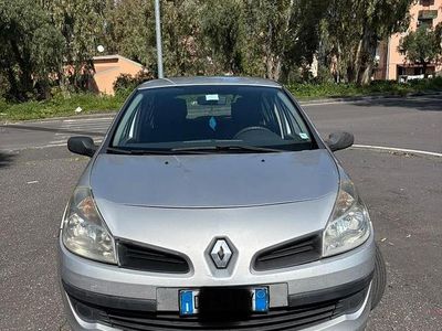 Brugt Renault Clio II 58 HK (42 kW) 2008 Hatchback