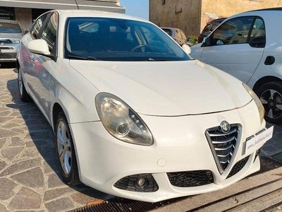 Usata Alfa Romeo Giulietta Progression 105 CV (77 kW) 2013 Bianco Utilitaria