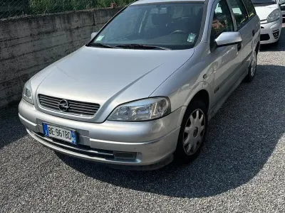 Usata Opel Astra Sport 101 CV (74 kW) 1999 Grigio Station wagon