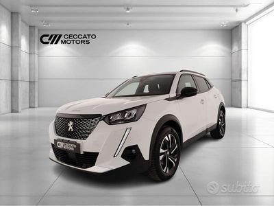 Usata Peugeot 2008 Allure 131 CV (96 kW) 2022 Bianco SUV