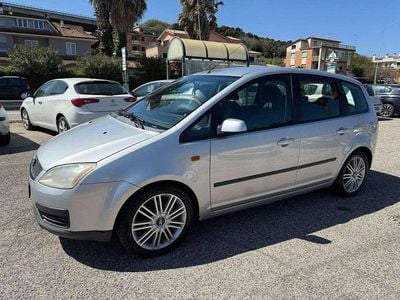 Begagnad Ford C-MAX Ghia 90 HK (66 kW) 2006 Silver Minibuss