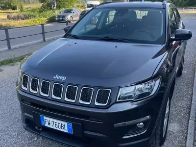 Usata Jeep Compass Limited 140 CV (102 kW) 2019 Grigio SUV