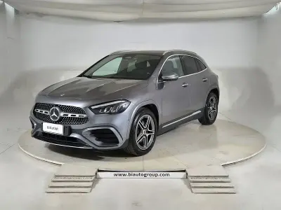 Usata Mercedes GLA200 AMG Line Premium Plus 150 CV (110 kW) 2024 Grigio SUV