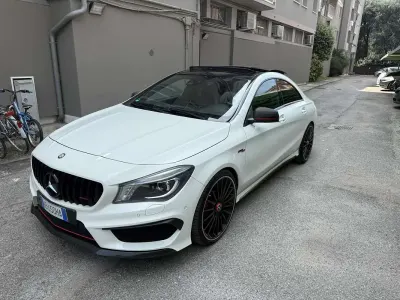 Usata Mercedes CLA45 AMG AMG 381 CV (280 kW) 2015 Bianco Coupé