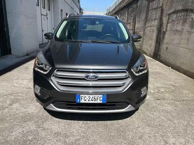 Begagnad Ford Kuga S 120 HK (88 kW) 2016 Grå SUV