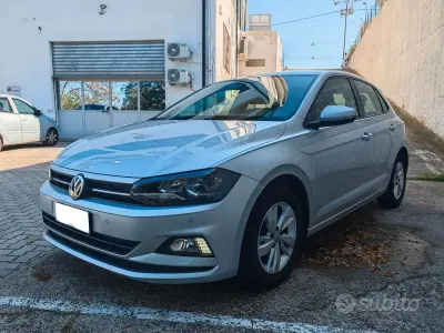 Usata VW Polo 80 CV (58 kW) 2019 Grigio Utilitaria