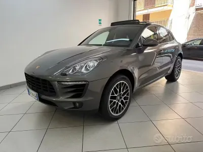 Usata Porsche Macan 250 CV (183 kW) 2015 Grigio SUV