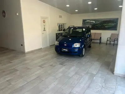 Usata Fiat Panda Emotion 69 CV (50 kW) 2010 Blu Utilitaria