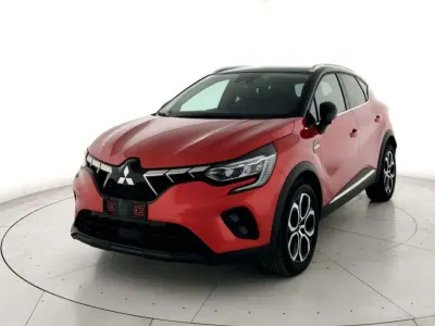Nuova Mitsubishi ASX Intense 140 CV (102 kW) 2025 Sunrise red con tetto nero SUV