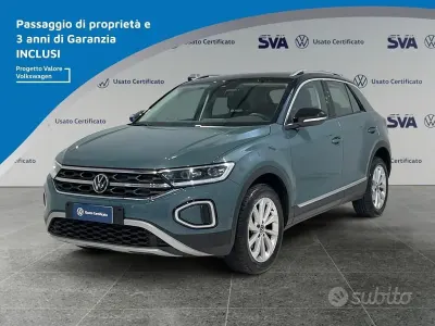 Usata VW T-Roc Style 116 CV (85 kW) 2025 Bluazzurro SUV