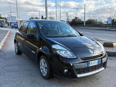 Usata Renault Clio IV Dynamique 75 CV (55 kW) 2012 Nero Berlina