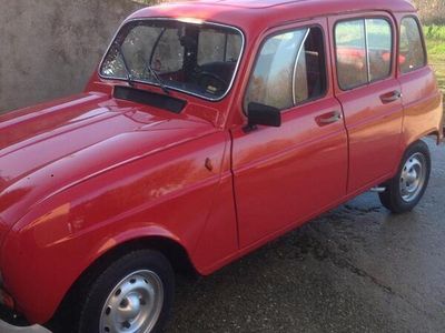 Usata Renault R4 34 CV (25 kW) 1986 Rosso Utilitaria