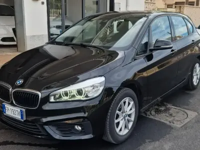 Usata BMW 216 Active Tourer Advantage 116 CV (85 kW) 2016 Nero Monovolume