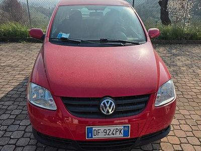 Usata VW Fox 54 CV (39 kW) 2006 Rosso Utilitaria