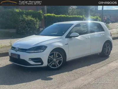 Second-hand VW Golf VII R-line 150 CP (110 kW) 2017 Alb Berlinǎ