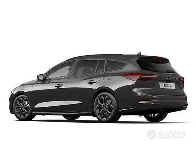 Grigio Usata 2018 Ford Focus ST-Line Station wagon | 12.900 € (Molto cara)