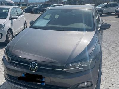 Usata VW Polo 110 CV (80 kW) 2021 Grigio Utilitaria