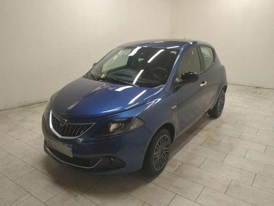 Usata Lancia Ypsilon Gold 70 CV (51 kW) 2022 Blu Utilitaria