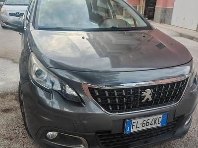 Grigio Usata 2018 Peugeot 2008 Active SUV | 8000 € (Super prezzo)