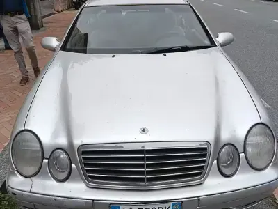 Occasion Mercedes CLK200