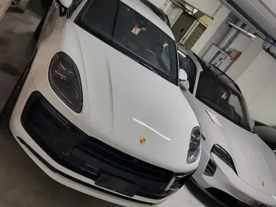 Usata Porsche Macan T 265 CV (194 kW) 2022 Bianco SUV