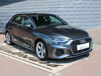 Usata Audi A3 S-Line 150 CV (110 kW) 2021 Grigio Berlina