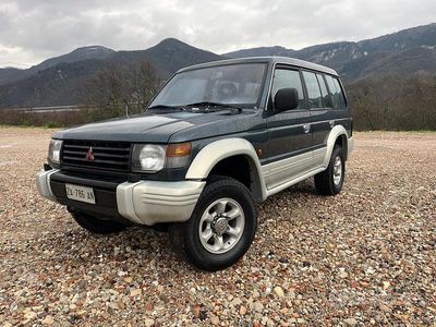Usata Mitsubishi Pajero Select 100 CV (73 kW) 1995 Grigio SUV
