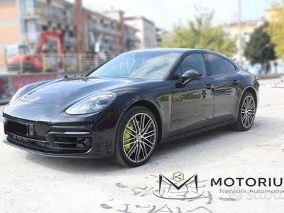 Usata Porsche Panamera Platinum Edition 330 CV (242 kW) 2022 Nero Berlina