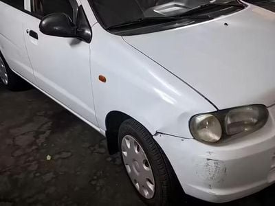 Usata Suzuki Alto 62 CV (45 kW) 2004 Bianco Utilitaria
