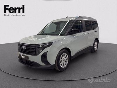 Begagnad Ford Tourneo Courier Titanium 126 HK (92 kW) 2024 Grå Minibuss