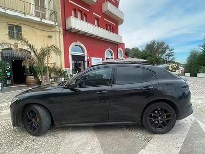 Usata Alfa Romeo Stelvio 180 CV (132 kW) 2017 Nero SUV