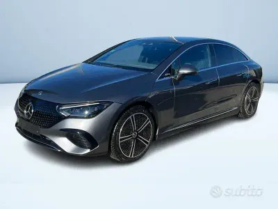 Neu Mercedes EQE300 Premium 22 kW (30 PS) 2026 Grau Limousine