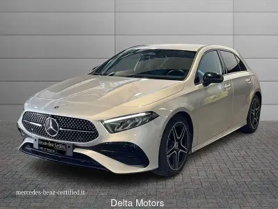 Usata Mercedes A180 Advanced Plus 116 CV (85 kW) 2023 Argento Utilitaria