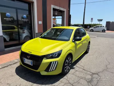 Usata Peugeot 208 Style 101 CV (74 kW) 2025 Giallo Utilitaria
