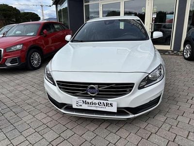 Usata Volvo V60 Dynamic 120 CV (88 kW) 2017 Bianco Station wagon