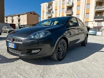Usata Fiat Bravo 120 CV (88 kW) 2012 Grigio Utilitaria