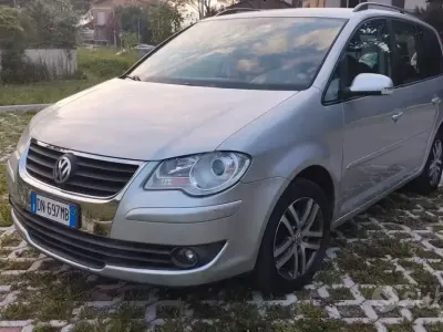 Usata VW Touran 109 CV (80 kW) 2008 Grigio Monovolume