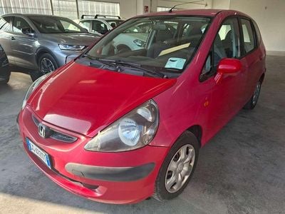 Usata Honda Jazz 77 CV (56 kW) 2008 Rosso Utilitaria