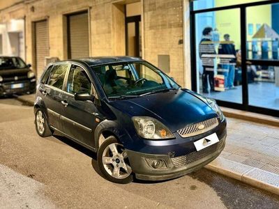 usata Ford Fiesta 1.4 TDCi **NEOPATENTATI**