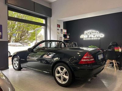 Usata Mercedes SLK200 163 CV (119 kW) 2003 Nero Cabrio