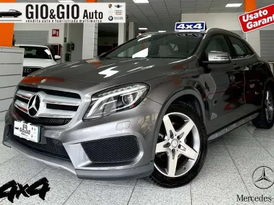Usata Mercedes GLA220 Premium 170 CV (125 kW) 2014 Antracite met. SUV