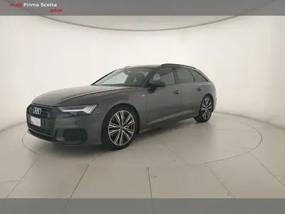 Usata Audi A6 Business 299 CV (219 kW) 2023 Grigio daytona perla Station wagon